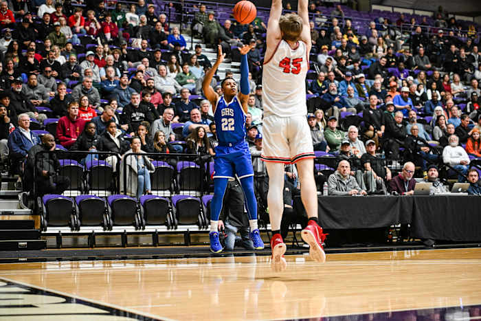 Lincoln Gresham 6A Oregon boys basketball quarterfinal Naji Saker -88